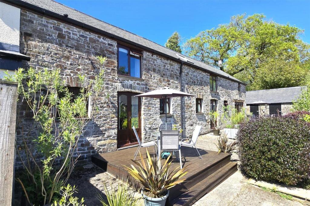 Petrock Holiday Cottages Newton Saint Petrock Kültér fotó